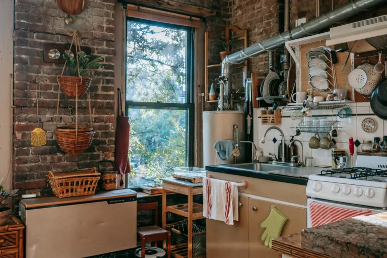 Rustic kitchen with a cozy ambiance, embodying the mindful preparation space for intermittent fasting