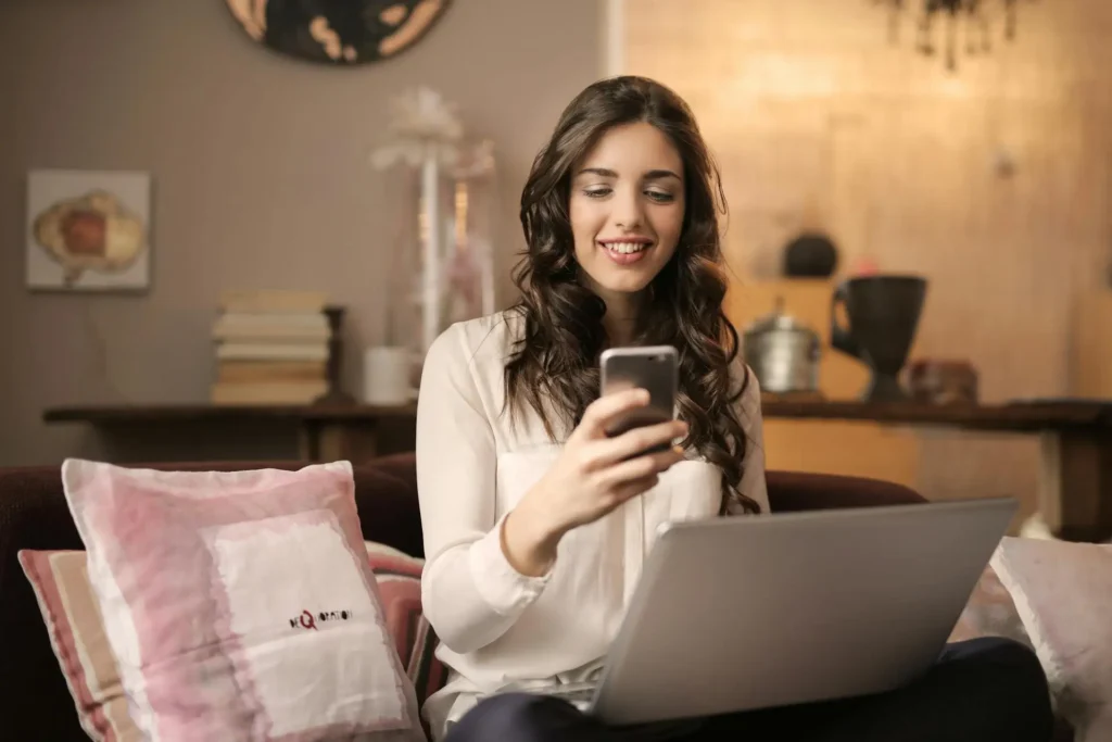 Woman enjoying her new phone on Dream Life Space blog